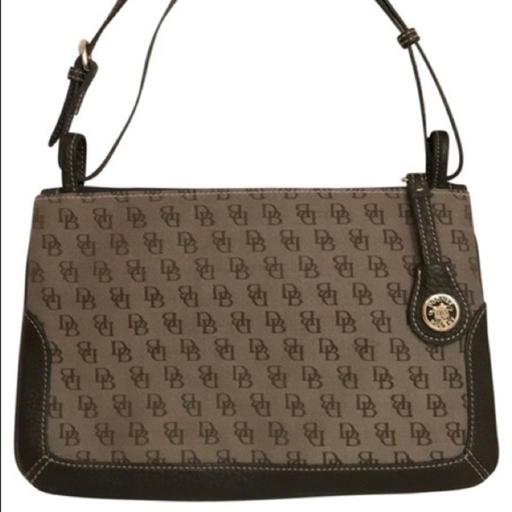 Dooney Bourke Authentic